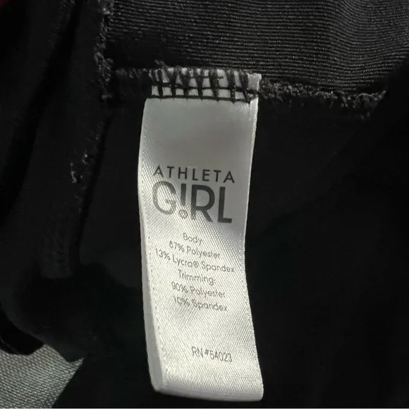 Athleta girl Cropped leggings Girls size larger 12 Black - Picture 6 of 6